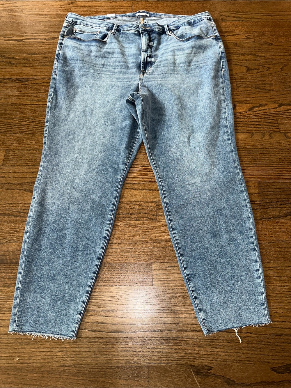Good American Light Blue Cropped High-Rise Jeans